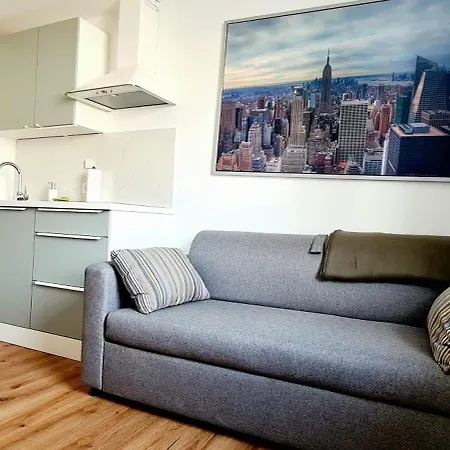 Little Plaza Duplex *