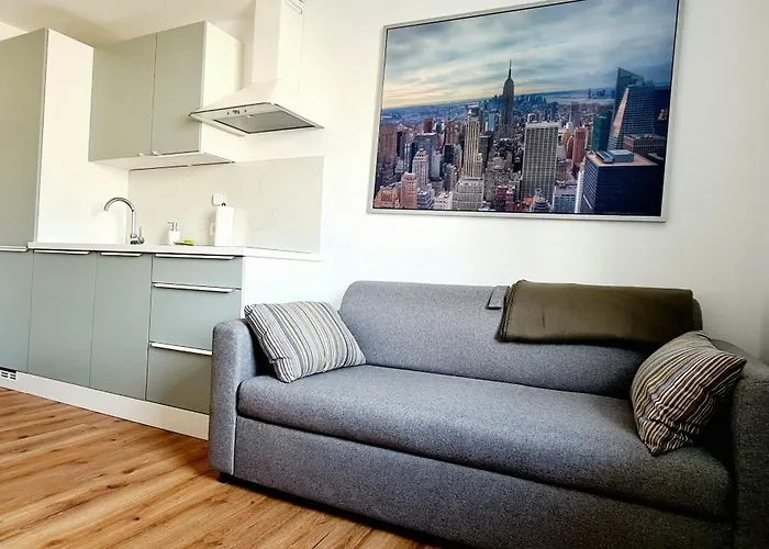 Little Plaza Duplex *